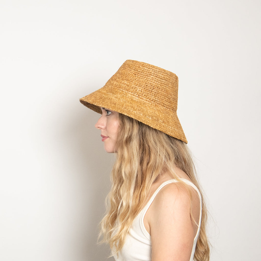 Tali Raffia Bucket in Camel