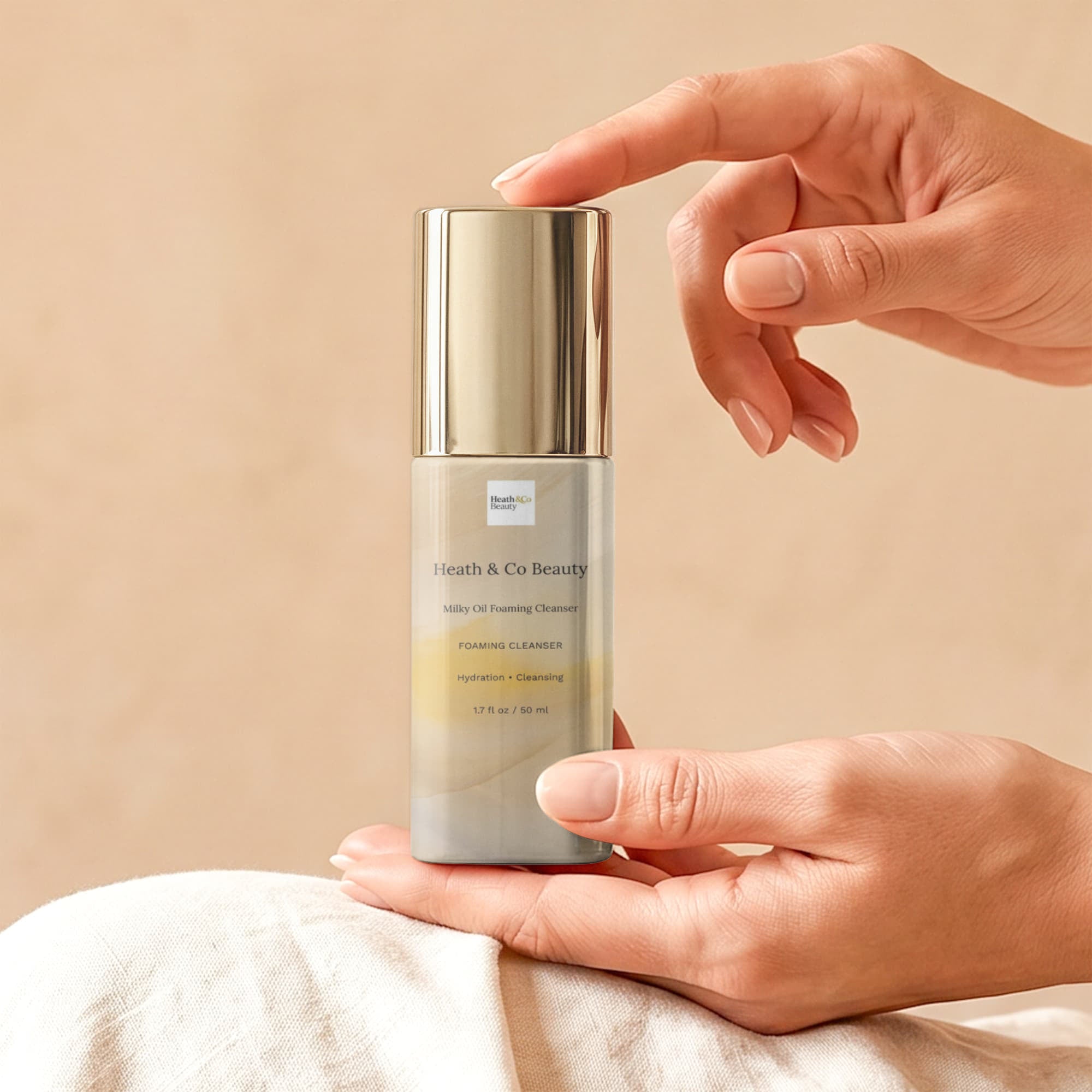 Milky Oil Foaming Cleanser